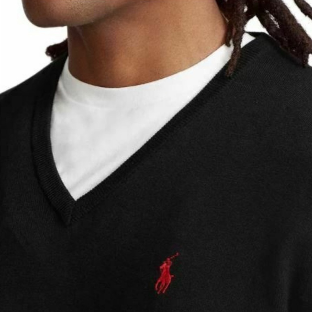 Polo Ralph Lauren 100% Lambswool V Neck Embroidered Logo Sweater in Black